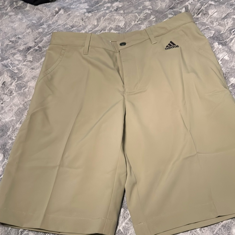 Men’s Adidas golf short
